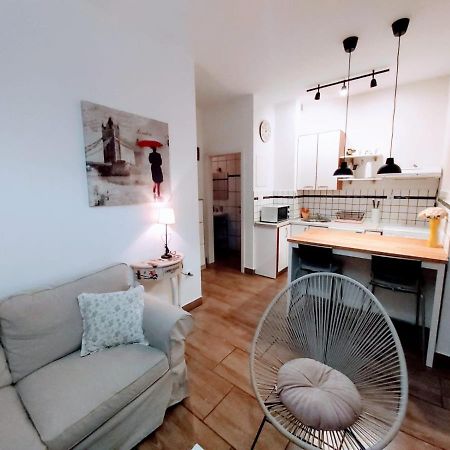 Studio Apartmant Leona With Parking Place Split Luaran gambar