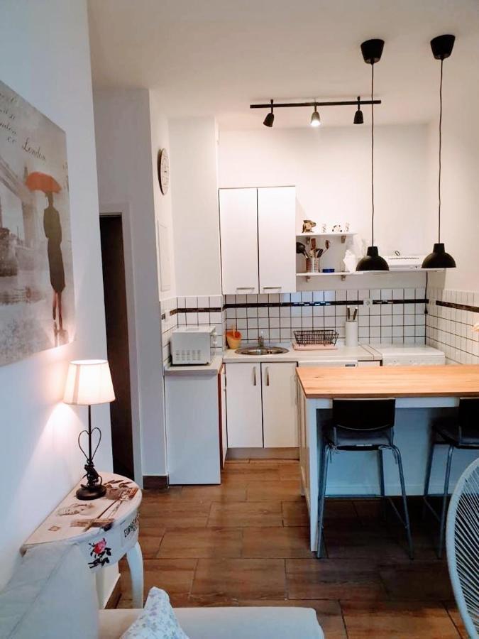 Studio Apartmant Leona With Parking Place Split Luaran gambar