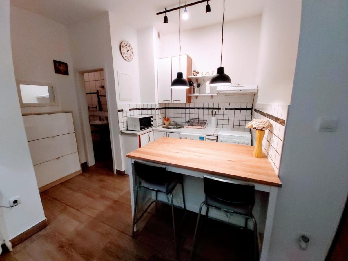Studio Apartmant Leona With Parking Place Split Luaran gambar