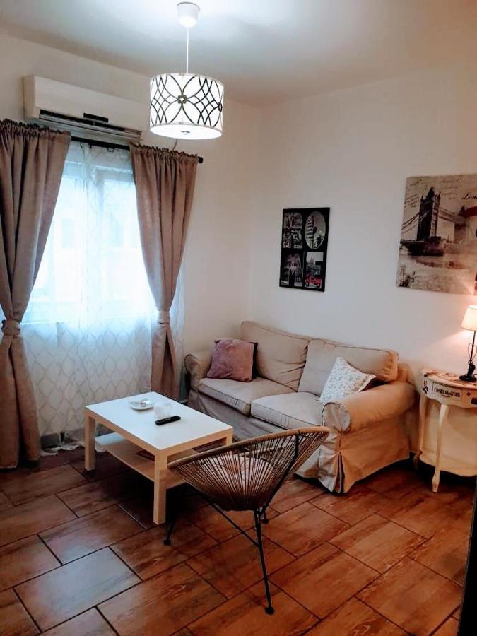 Studio Apartmant Leona With Parking Place Split Luaran gambar