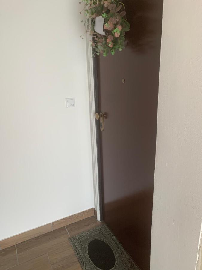 Studio Apartmant Leona With Parking Place Split Luaran gambar