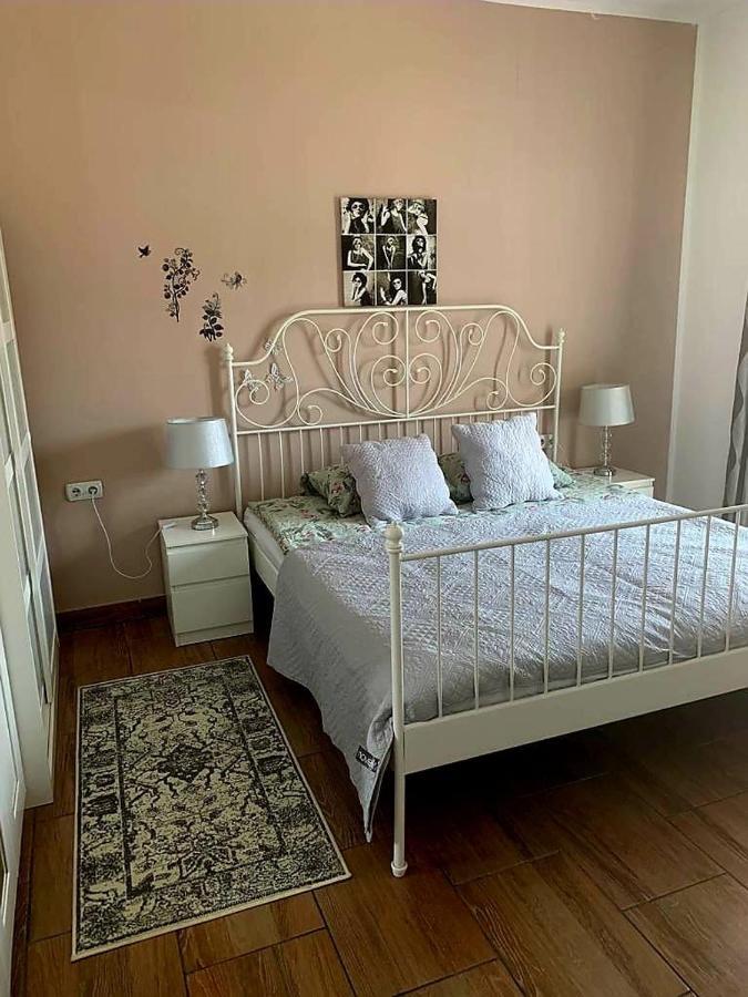 Studio Apartmant Leona With Parking Place Split Luaran gambar