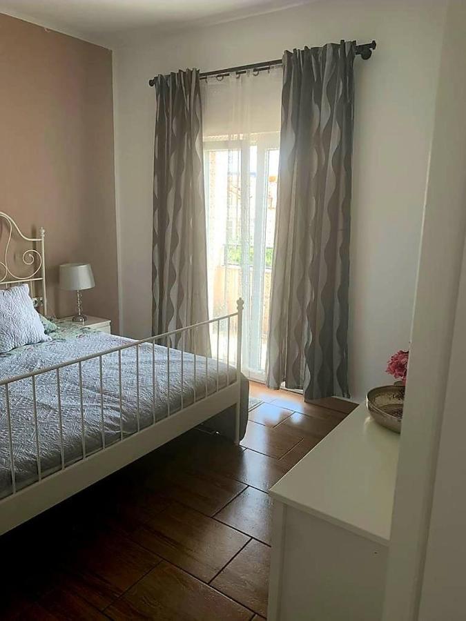 Studio Apartmant Leona With Parking Place Split Luaran gambar