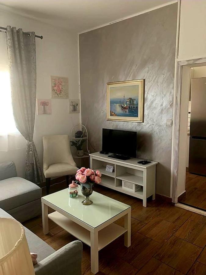 Studio Apartmant Leona With Parking Place Split Luaran gambar