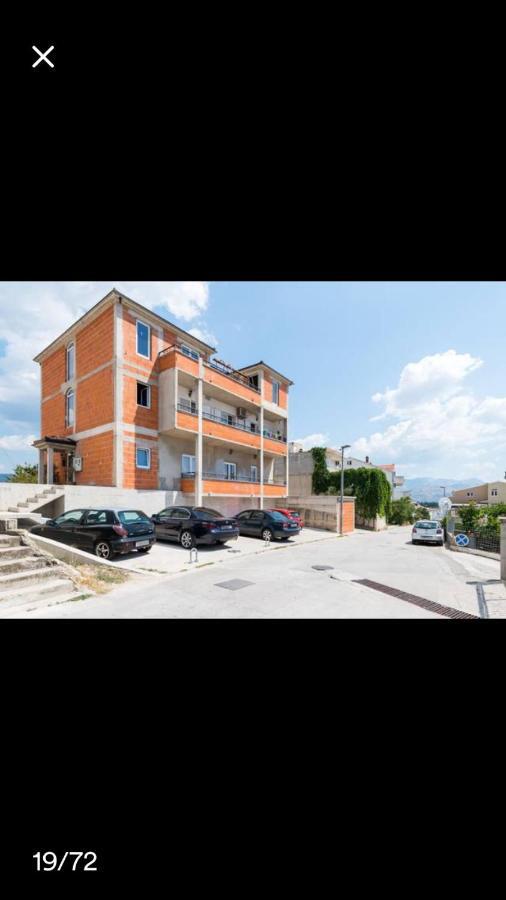 Studio Apartmant Leona With Parking Place Split Luaran gambar